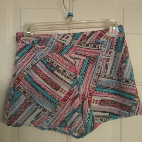 Skort - Picture 2 of 2